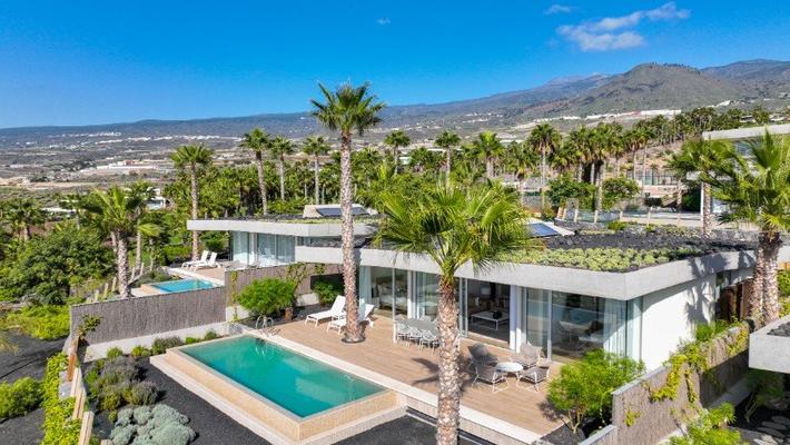 2 Bedroom Villa with Ocean Views and a private swimming pool Los Jardines de Abama Suites & Villas Hotel Tenerife 2 Bedroom Villa with Ocean Views and a private swimming pool Los Jardines de Abama Suites & Villas Hotel Tenerife